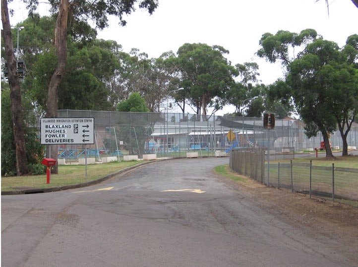 External fences, Villawood IDC