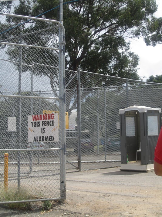 External fences, Villawood IDC