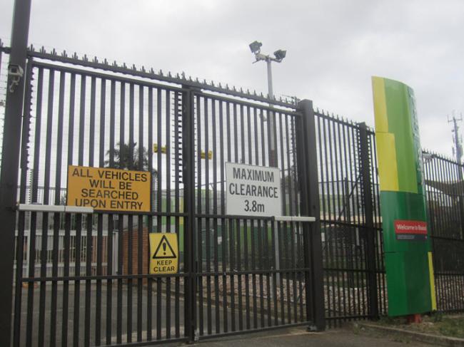 Description: External fence, Blaxland compound, Villawood IDC